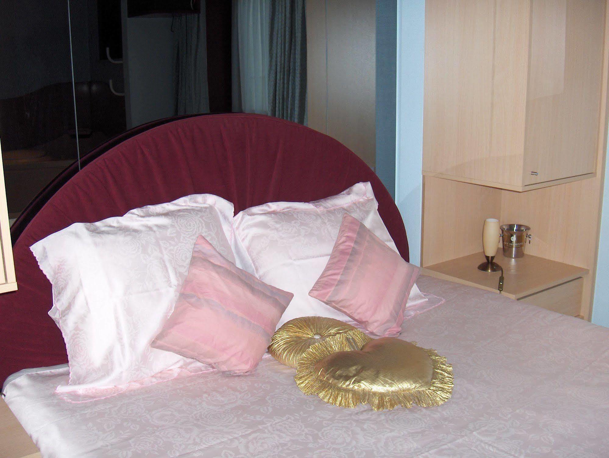 Hotel Duivels Paterke Harelbeeksestraat 29, 8500 코르트레이크 외부 사진